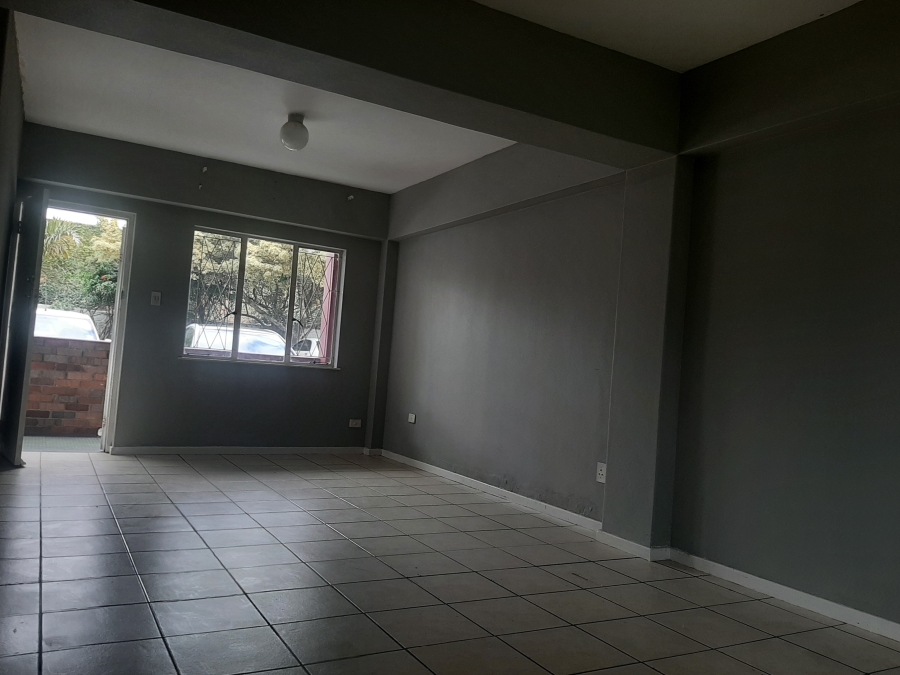 2 Bedroom Property for Sale in Southernwood Eastern Cape